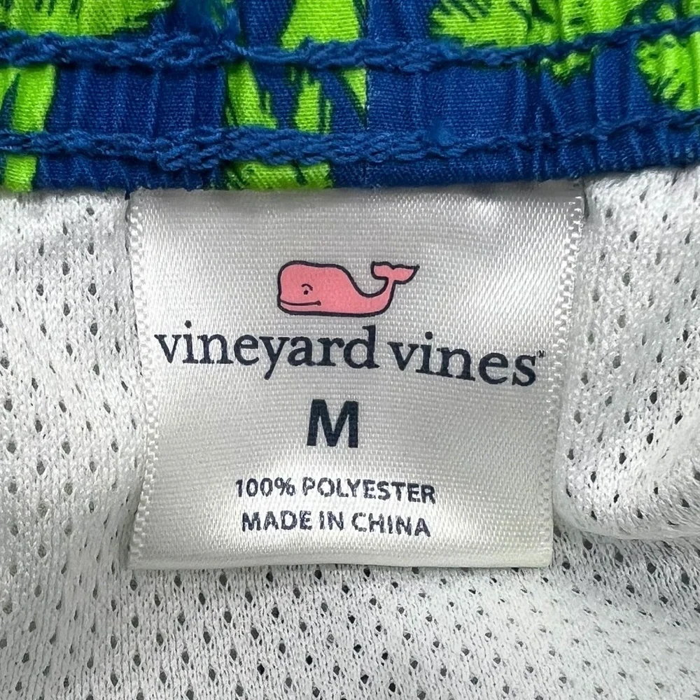 VINEYARD VINES 7